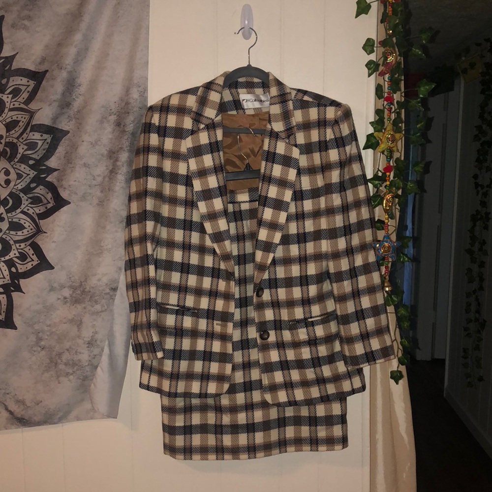 JH collectibles Vintage Wool Tan Plaid Blazer and Skirt Set Size 8